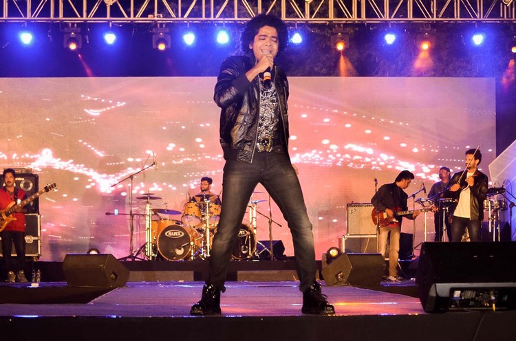 Concert & Live band shows